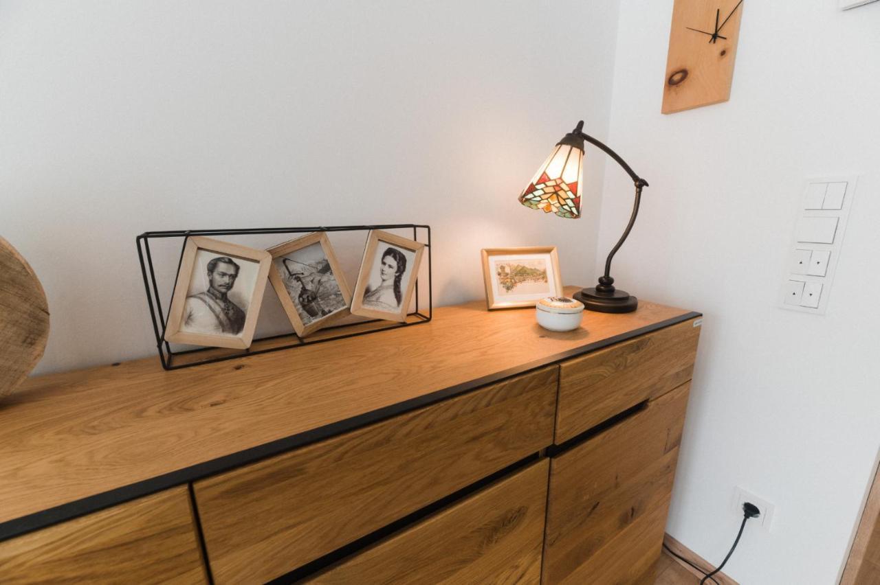 Ferienwohnung Bergsonne Mit Sonnenbalkon Und Tiefgaragen Parkplatz Bad Ischl Ngoại thất bức ảnh