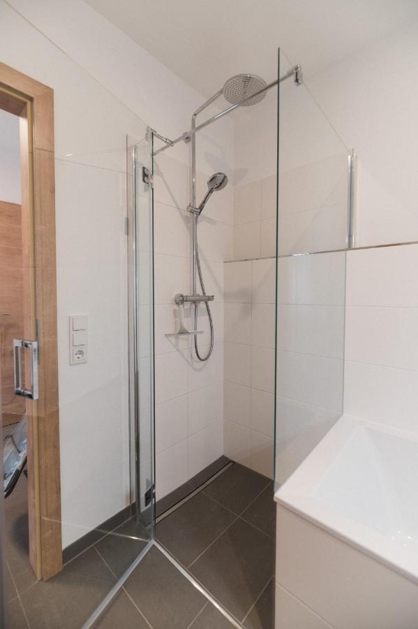 Ferienwohnung Bergsonne Mit Sonnenbalkon Und Tiefgaragen Parkplatz Bad Ischl Ngoại thất bức ảnh