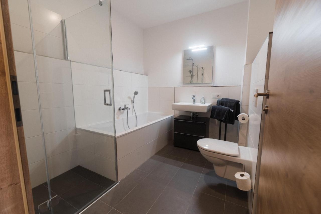 Ferienwohnung Bergsonne Mit Sonnenbalkon Und Tiefgaragen Parkplatz Bad Ischl Ngoại thất bức ảnh